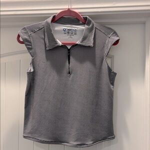 IBKUL Size Medium Black and White Check
Pattern Sleeveless Polo Shirt UPF 50+